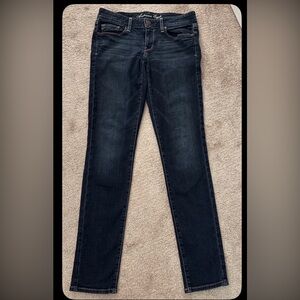 American Eagle women’s size 6 skinny stretch Dark Blue Denim Jeans